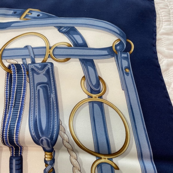 Gucci Silk Scarf - Picture 7 of 10